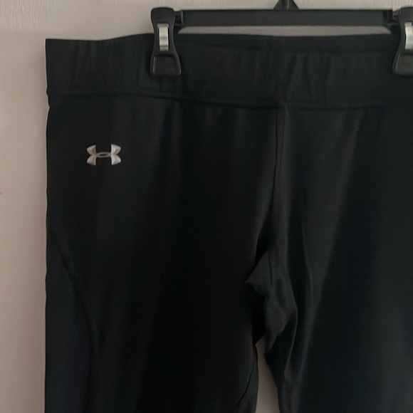Under Armour Jet Black Athletic Leggings‎ - Picture 2 of 4
